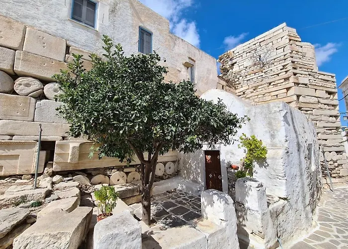 Ancient House * Páros